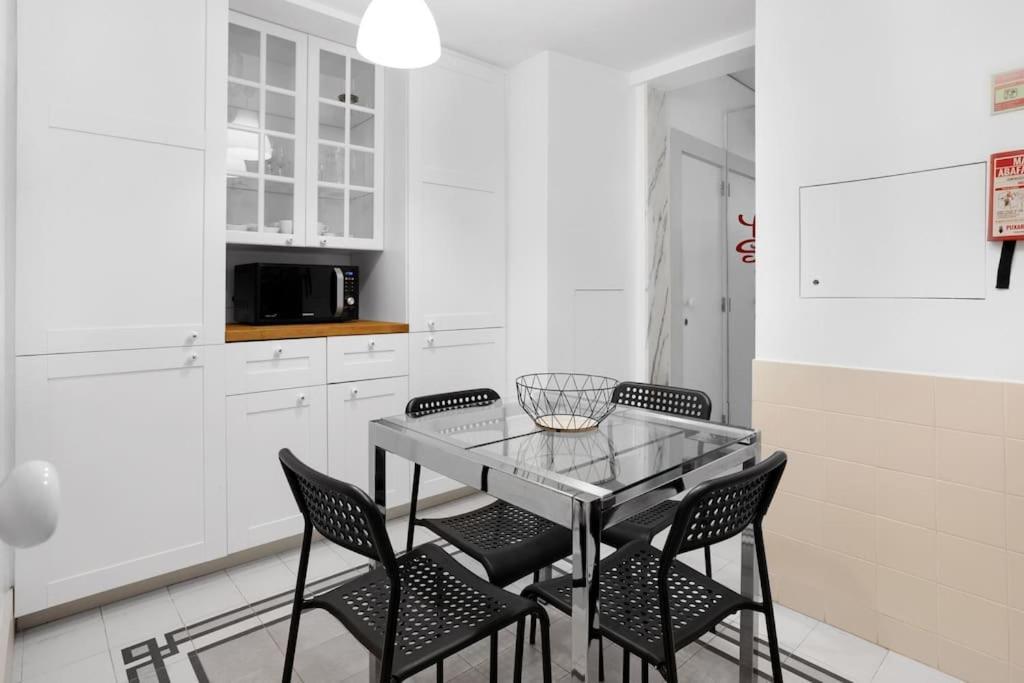 Apartamento Cozy Apt In Heart Of Lisbon With Ac! Exterior foto